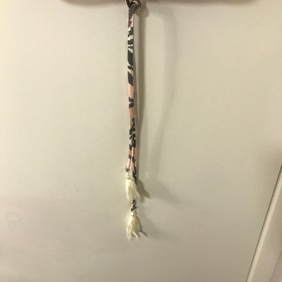 Becca Tiger print bikini top size 0 - Picture 4 of 5